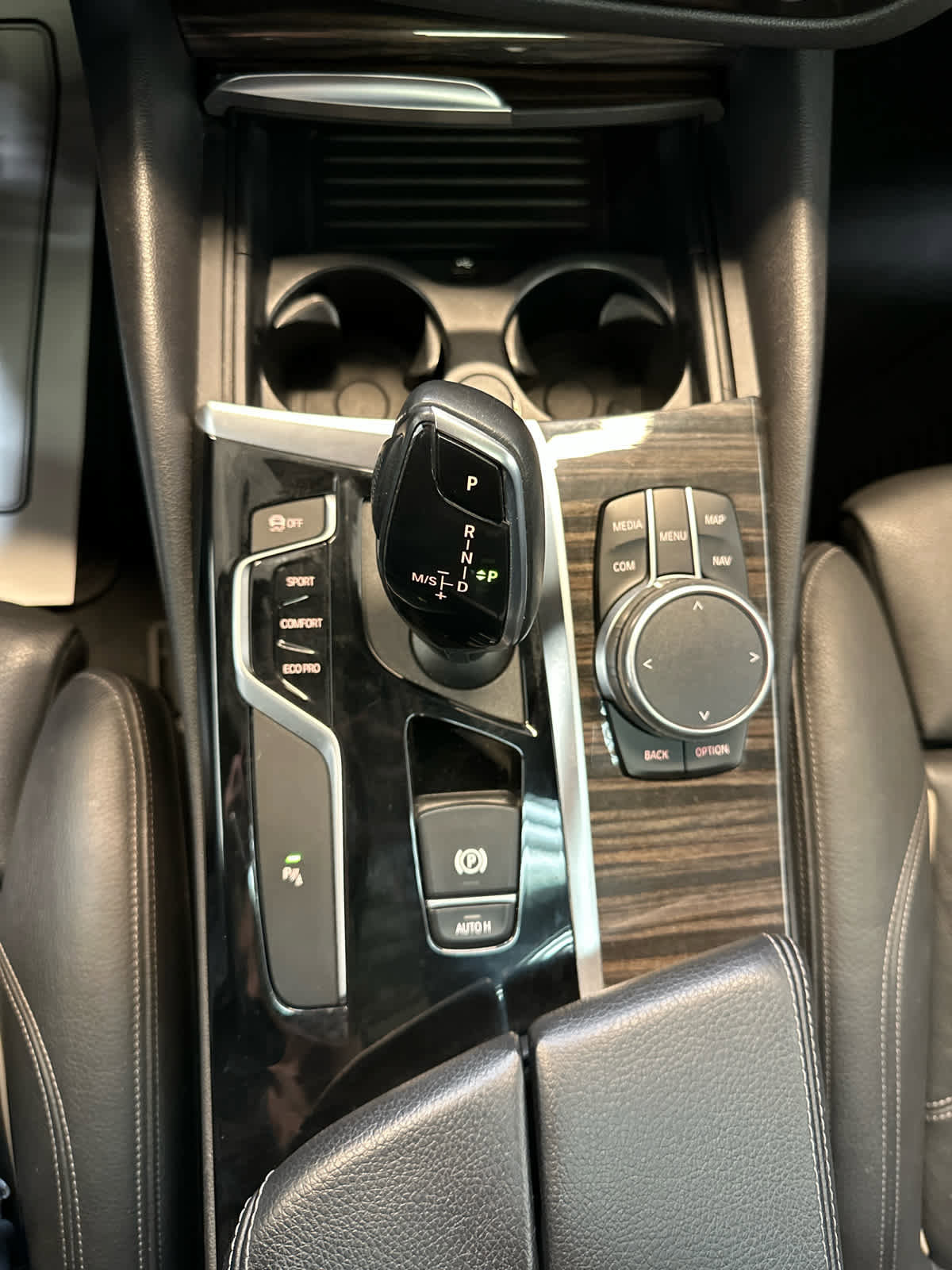 Used 2019 BMW 530i xDrive w/ Convenience Package image 19