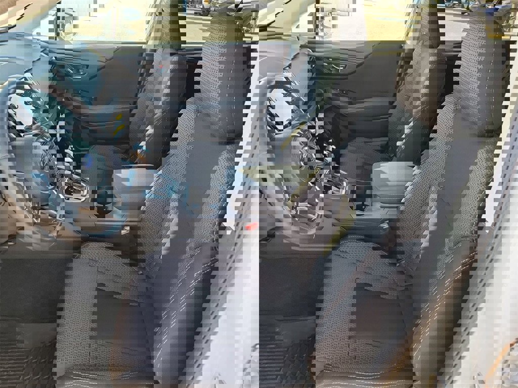 Used 2025 Subaru Outback Premium w/ Popular Package #1A image 16