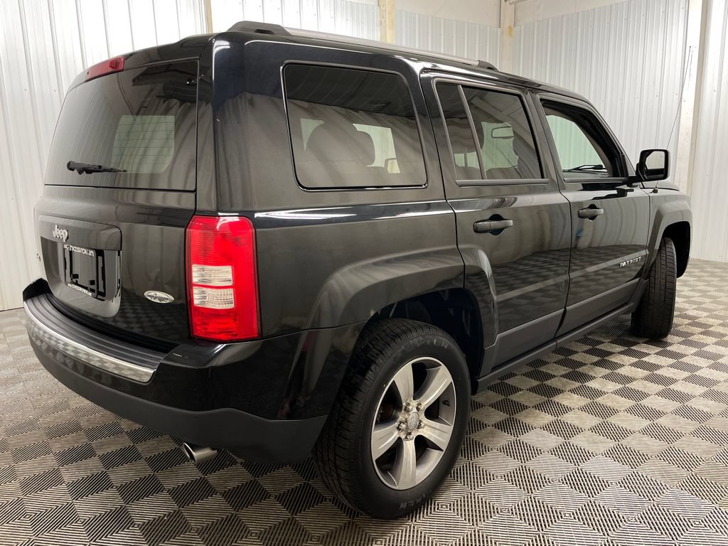 Used 2017 Jeep Patriot High Altitude AWD/4WD image 13