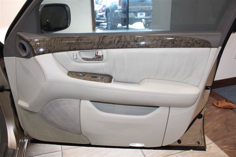 Used 2002 Lexus LS 430 RWD image 34