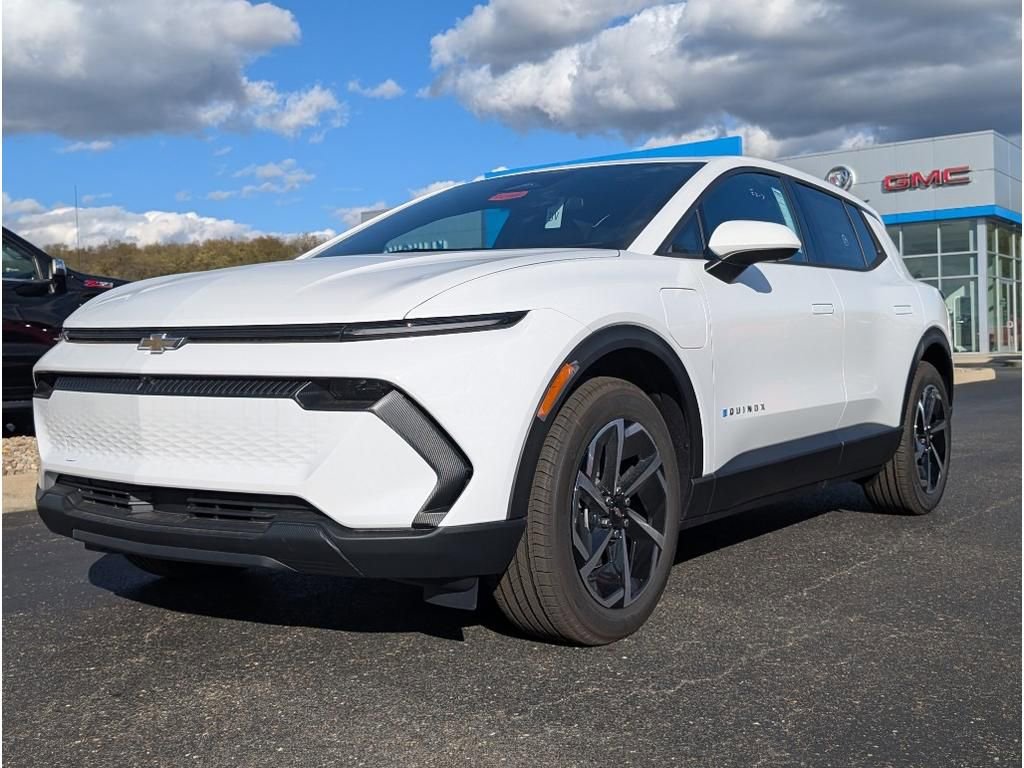 New 2026 Chevrolet Equinox EV LT video 3