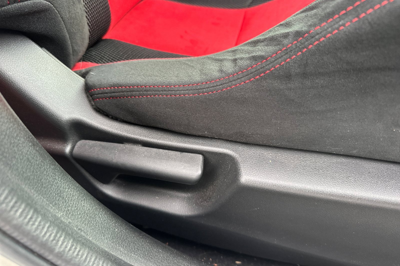 Used 2018 Honda Civic Type R image 23