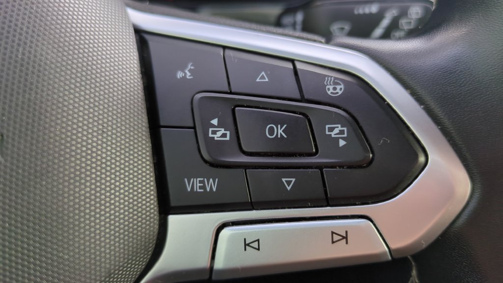 Used 2022 Volkswagen Taos S FWD image 19