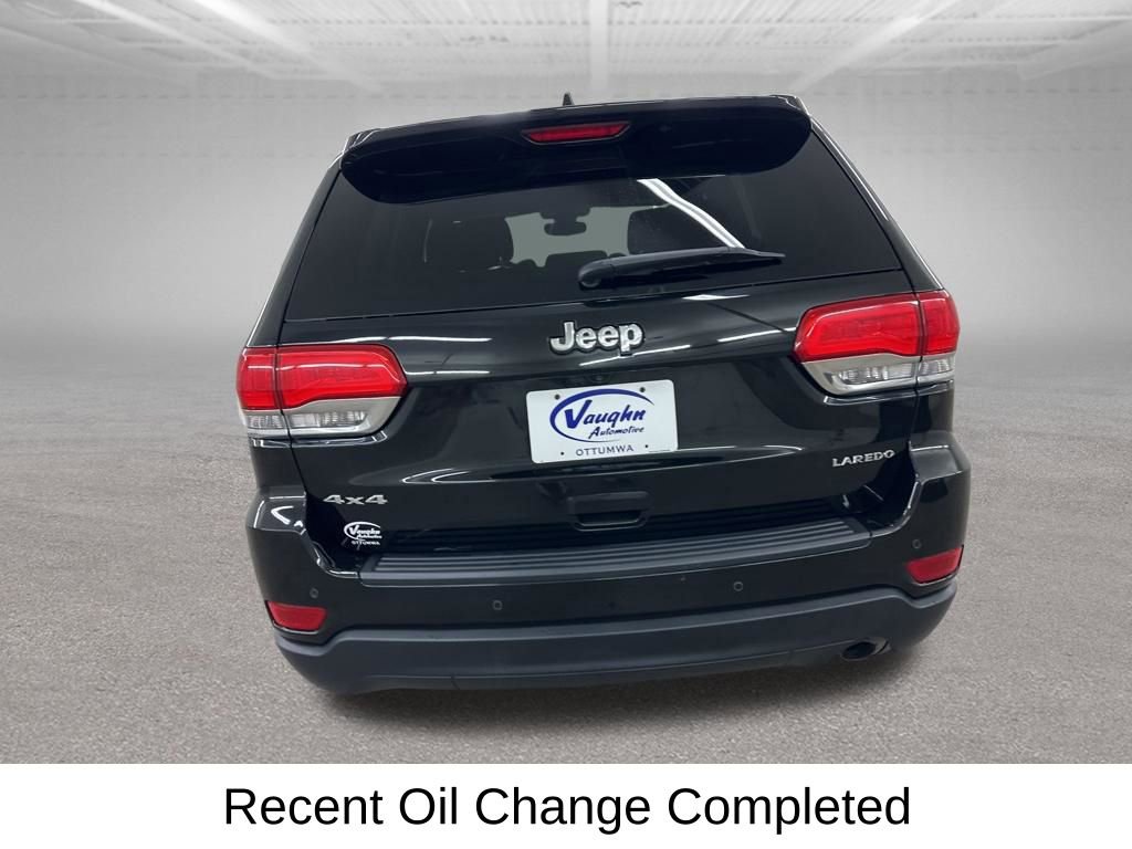 Used 2017 Jeep Grand Cherokee Laredo w/ Quick Order Package 23E image 12
