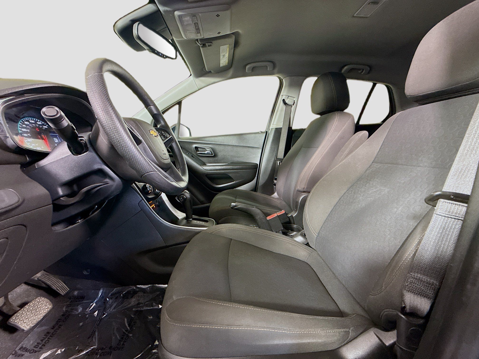 Used 2021 Chevrolet Trax LS w/ Tint and Cruise Package FWD image 21