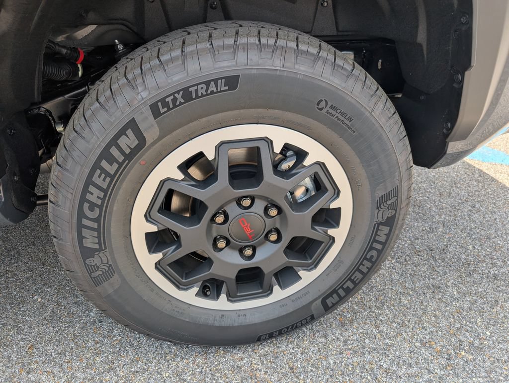 New 2026 Toyota 4Runner TRD Off-Road Premium w/ Tow Technology Package AWD/4WD image 32