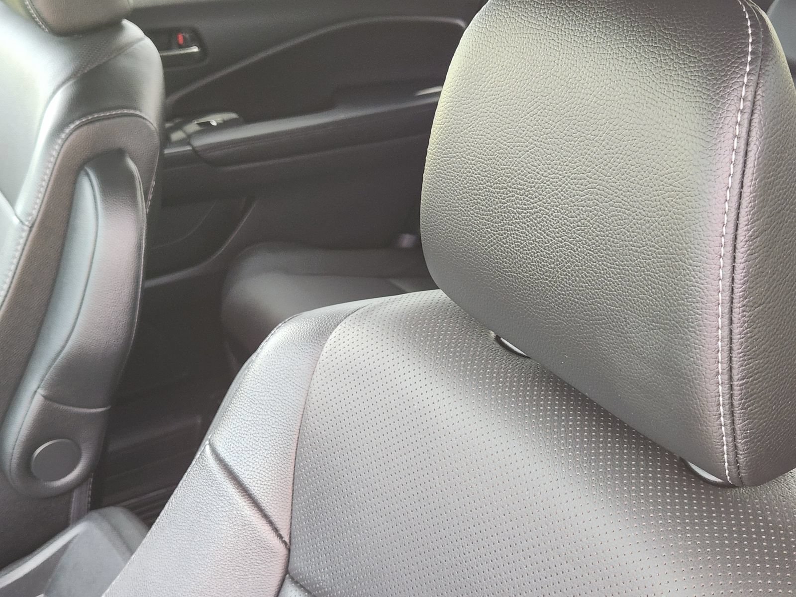 Used 2023 Honda Passport EX-L image 18