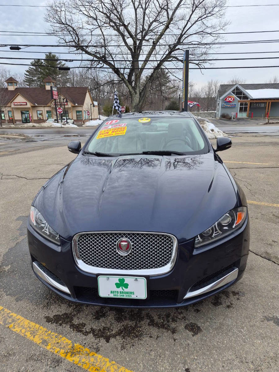 Used 2015 Jaguar XF Portfolio AWD/4WD image 2
