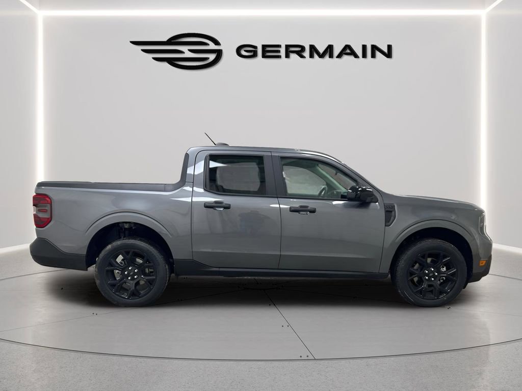 Used 2025 Ford Maverick XLT w/ Black Appearance Package image 8