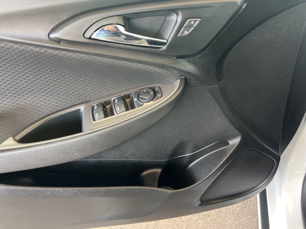 Used 2024 Chevrolet Malibu LT image 12