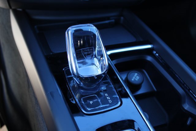 New 2026 Volvo XC60 B5 Plus w/ Protection Package Premier image 27