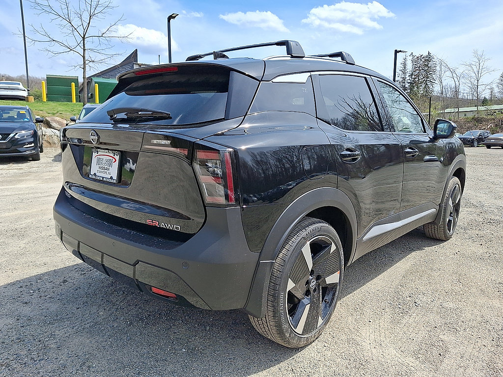 New 2026 Nissan Kicks SR w/ Cold Weather Package AWD/4WD image 4