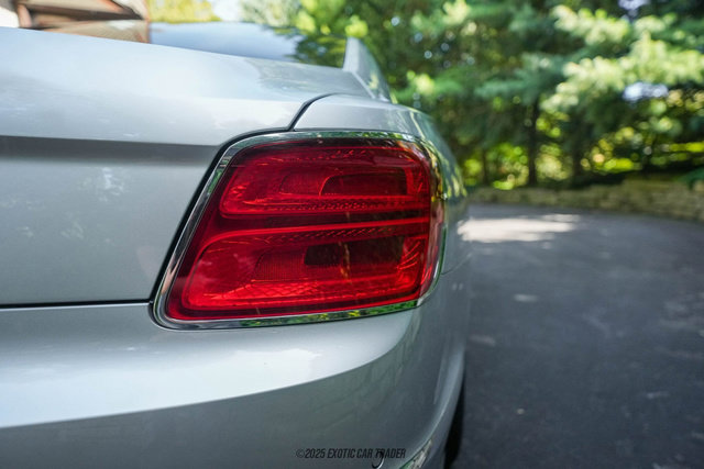 Used 2022 Bentley Flying Spur V8 image 59