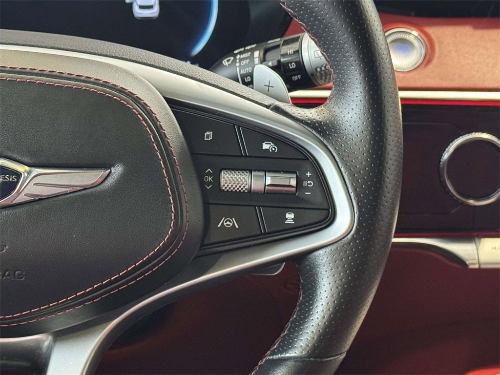 Used 2023 Genesis GV70 2.5T w/ Sport Prestige Package image 28