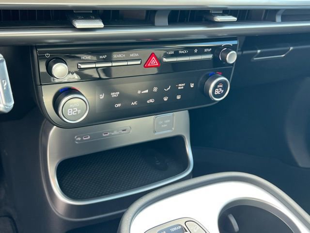 New 2026 Hyundai Ioniq 9 SE image 21