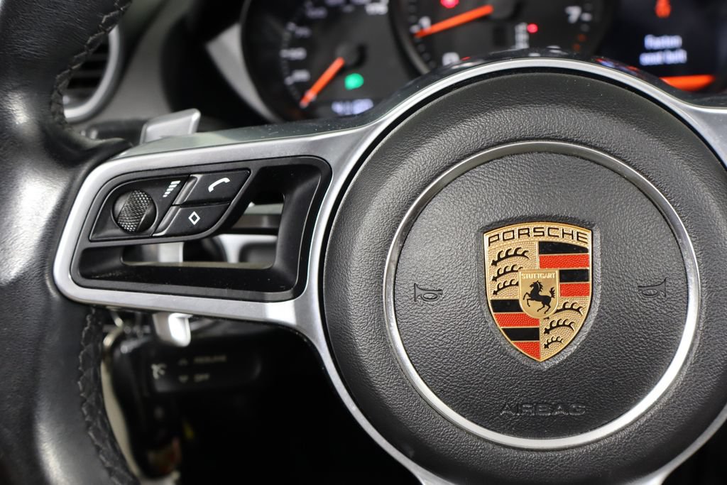 Used 2019 Porsche 718 Boxster RWD image 14