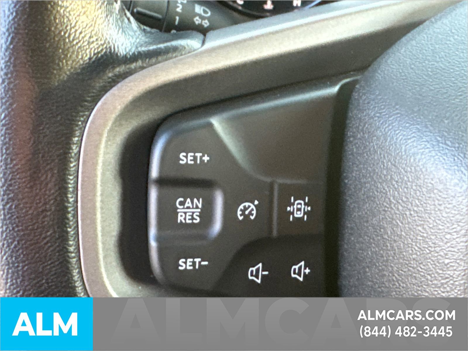 Used 2023 Ford Bronco Wildtrak image 29