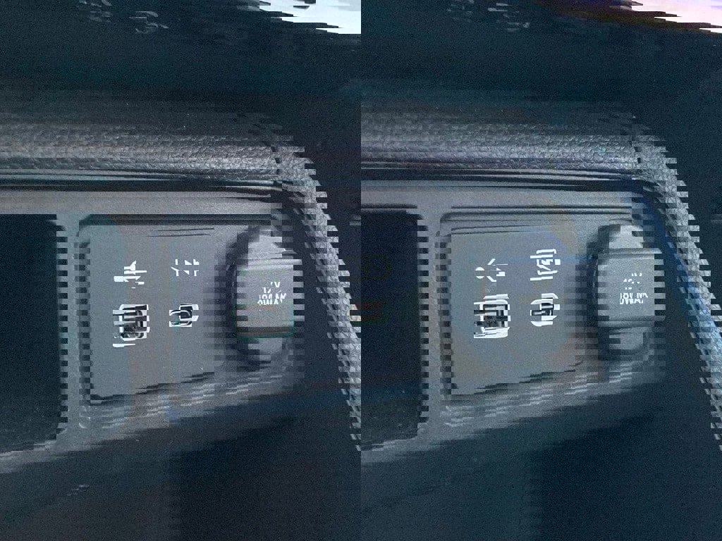 Used 2024 Honda Pilot TrailSport image 27