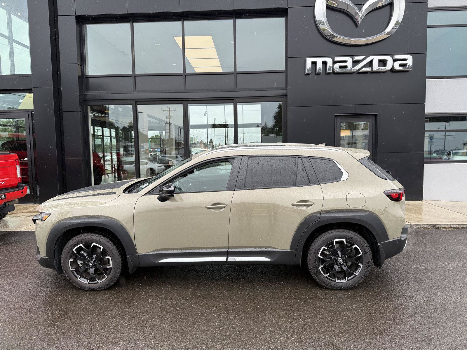 Used 2025 MAZDA CX-50 Meridian Edition w/ Apex Package AWD/4WD image 3
