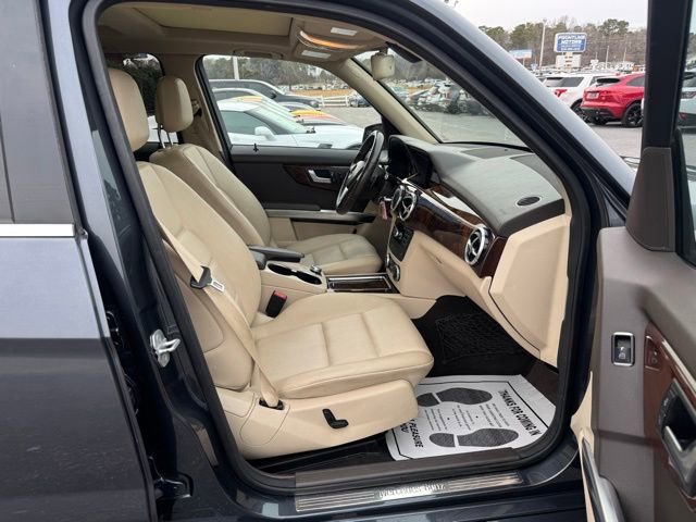 Used 2013 Mercedes-Benz GLK 350 4MATIC image 9