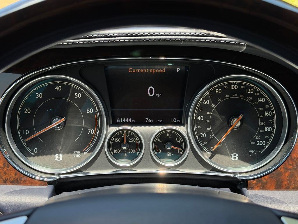 Certified 2018 Bentley Flying Spur V8 AWD/4WD image 20
