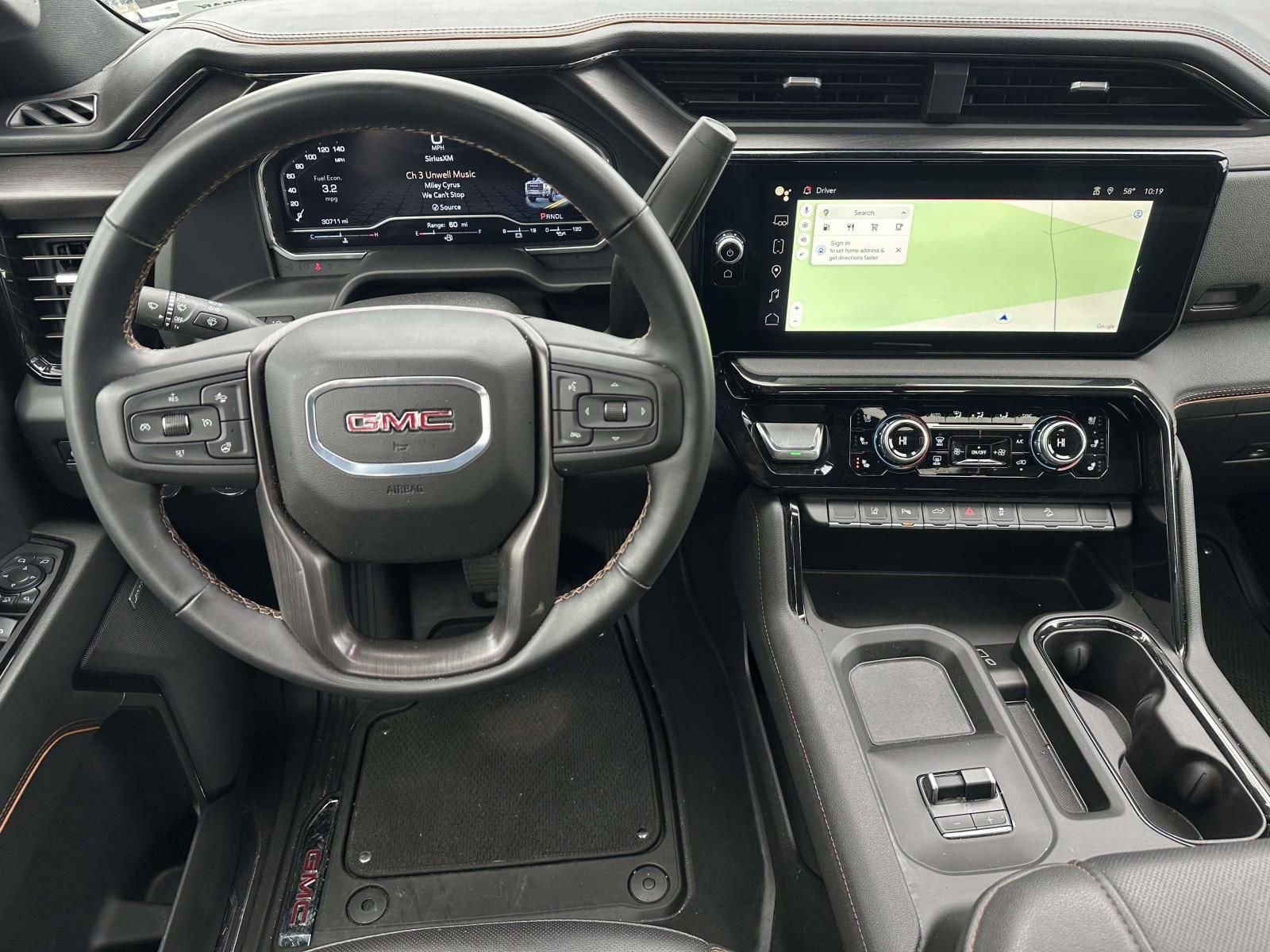Used 2024 GMC Sierra 2500 AT4 w/ Technology Package AWD/4WD image 8