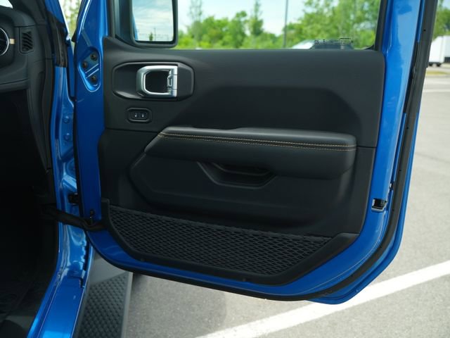 New 2026 Jeep Wrangler Unlimited Sahara AWD/4WD image 19