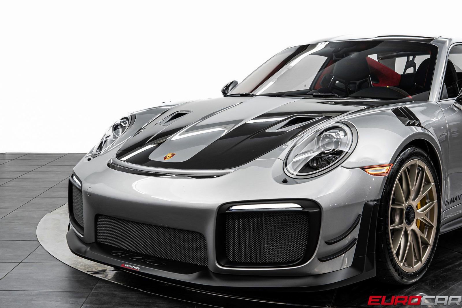 Used 2019 Porsche 911 GT2 RS image 17