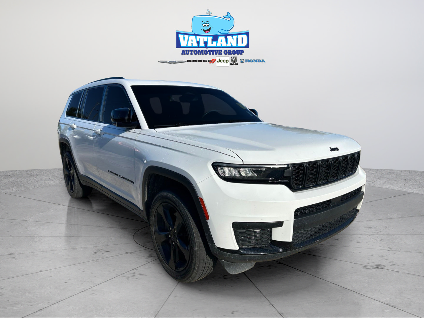 Used 2022 Jeep Grand Cherokee L Laredo RWD image 22