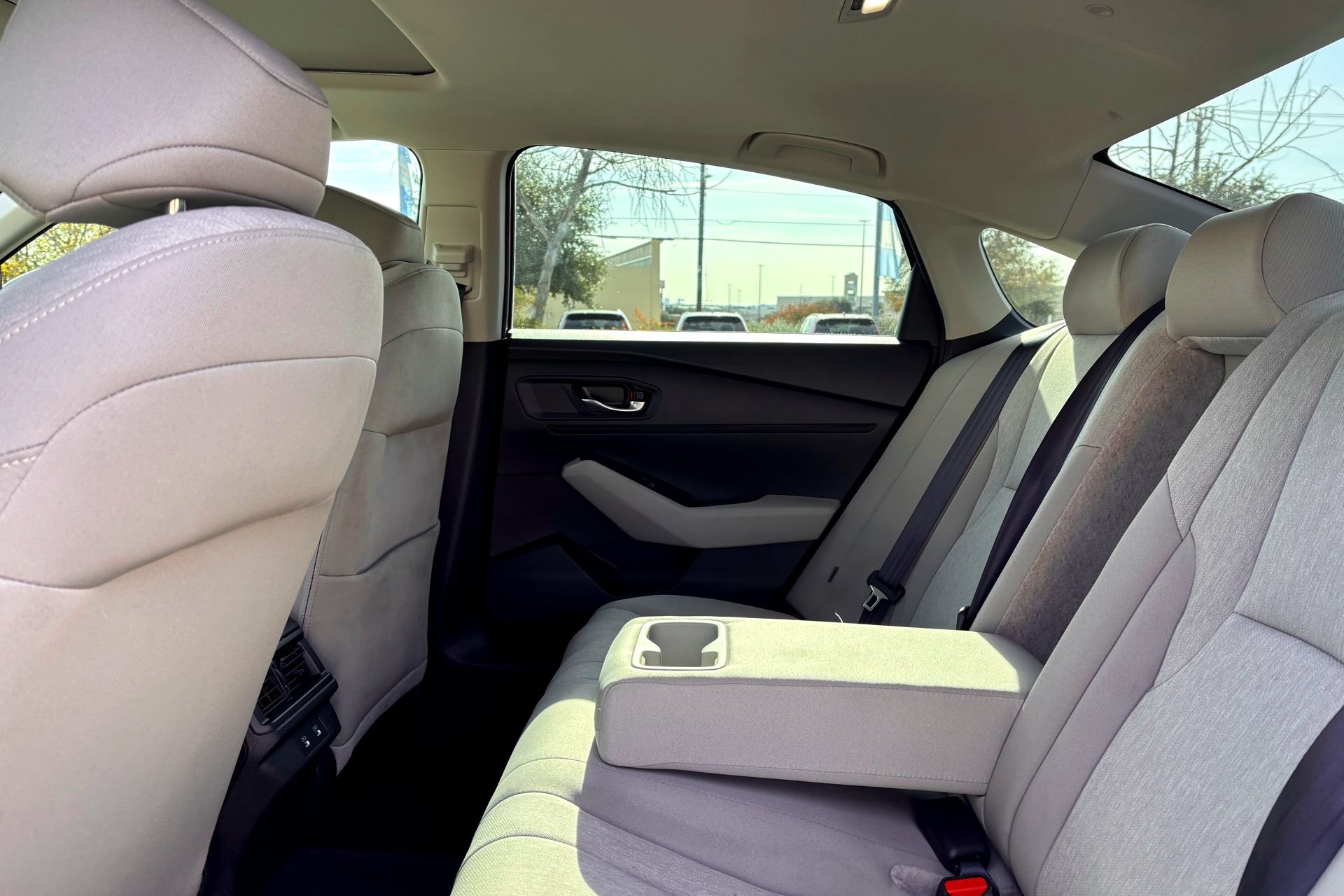 Used 2025 Honda Accord SE image 31