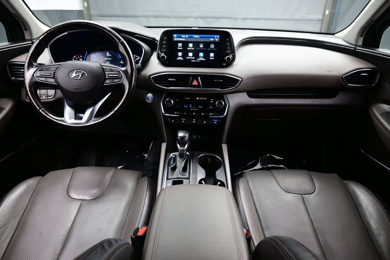 Used 2020 Hyundai Santa Fe Limited FWD image 18