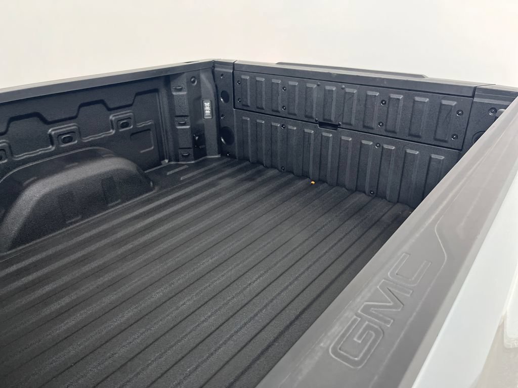 Used 2023 GMC Sierra 1500 Denali Ultimate AWD/4WD image 9
