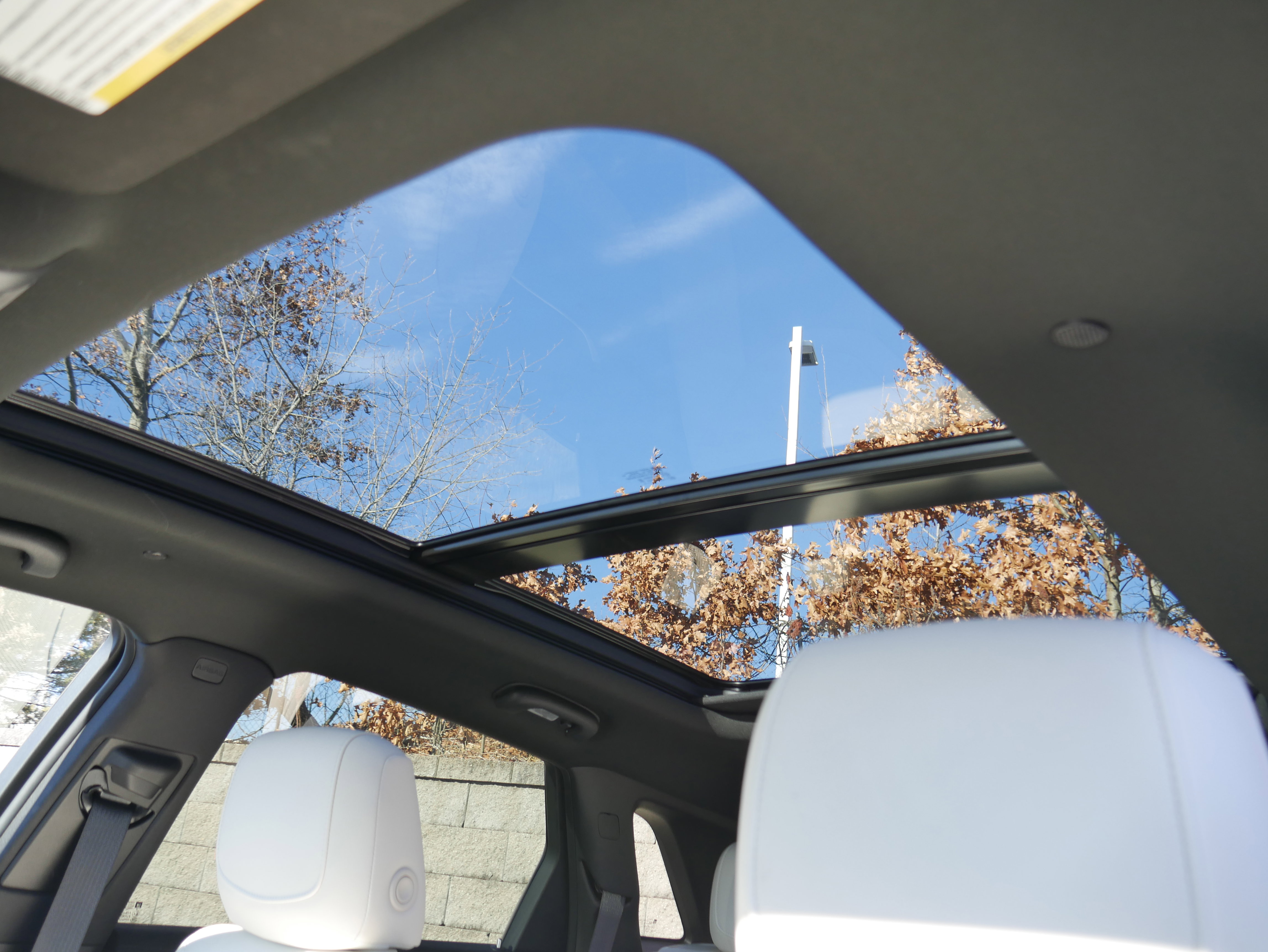 Certified 2022 Cadillac XT5 Sportv w/ Technology Package image 15