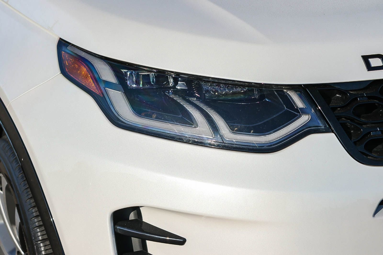 Used 2024 Land Rover Discovery Sport Dynamic SE image 10