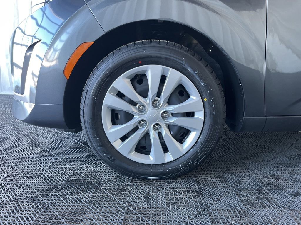 Used 2023 Kia Soul LX FWD image 31