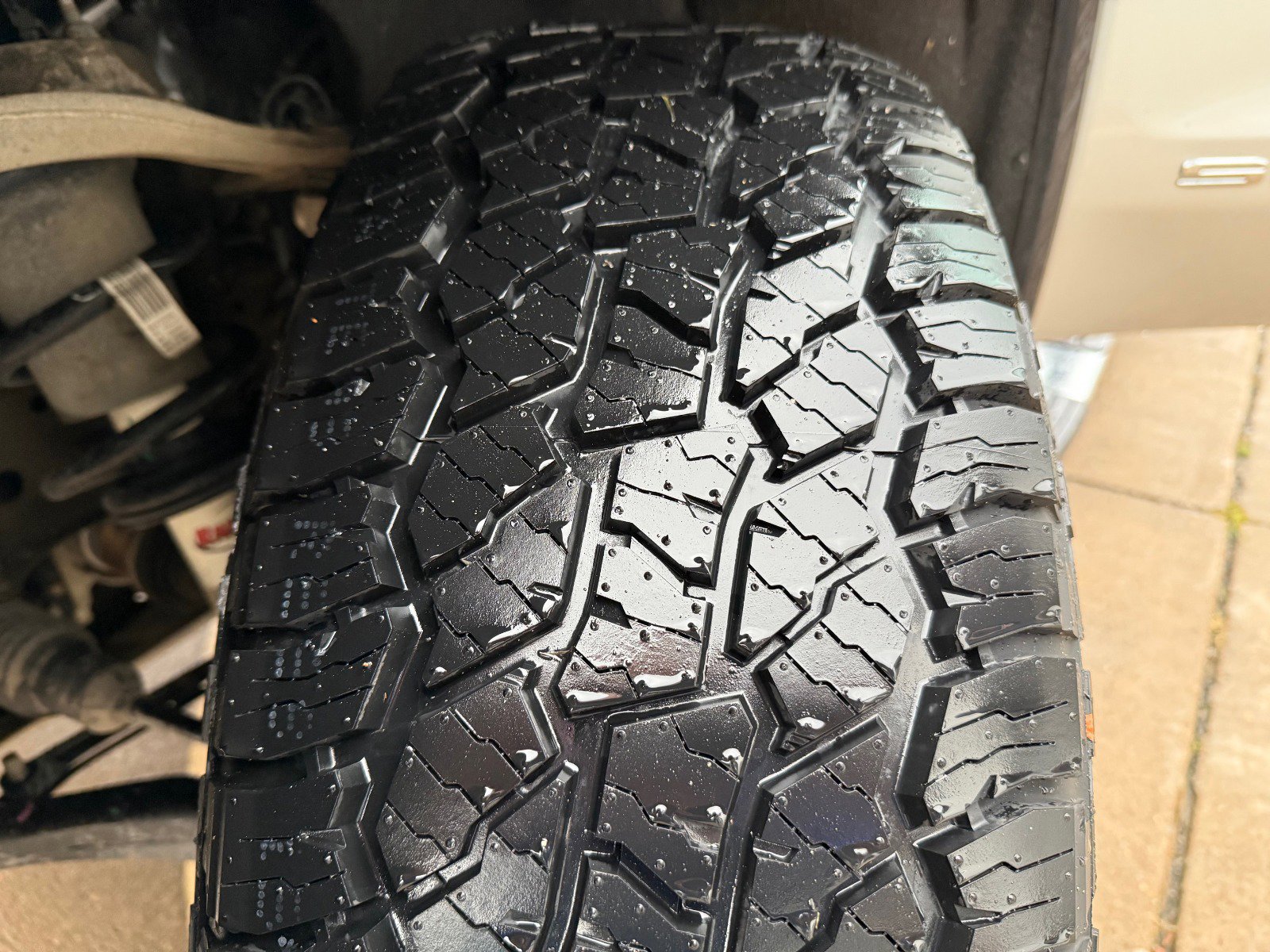 Used 2020 GMC Sierra 1500 SLT image 31