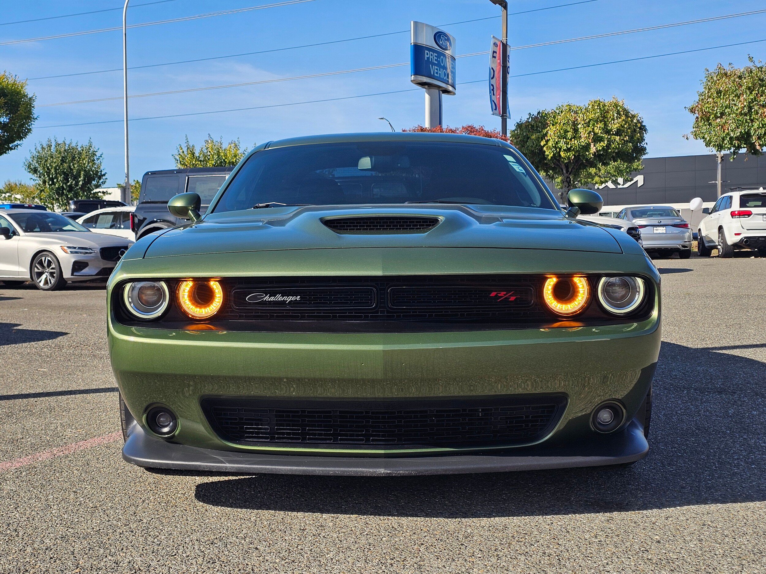 Used 2021 Dodge Challenger R/T Scat Pack w/ Dynamics Package RWD image 2