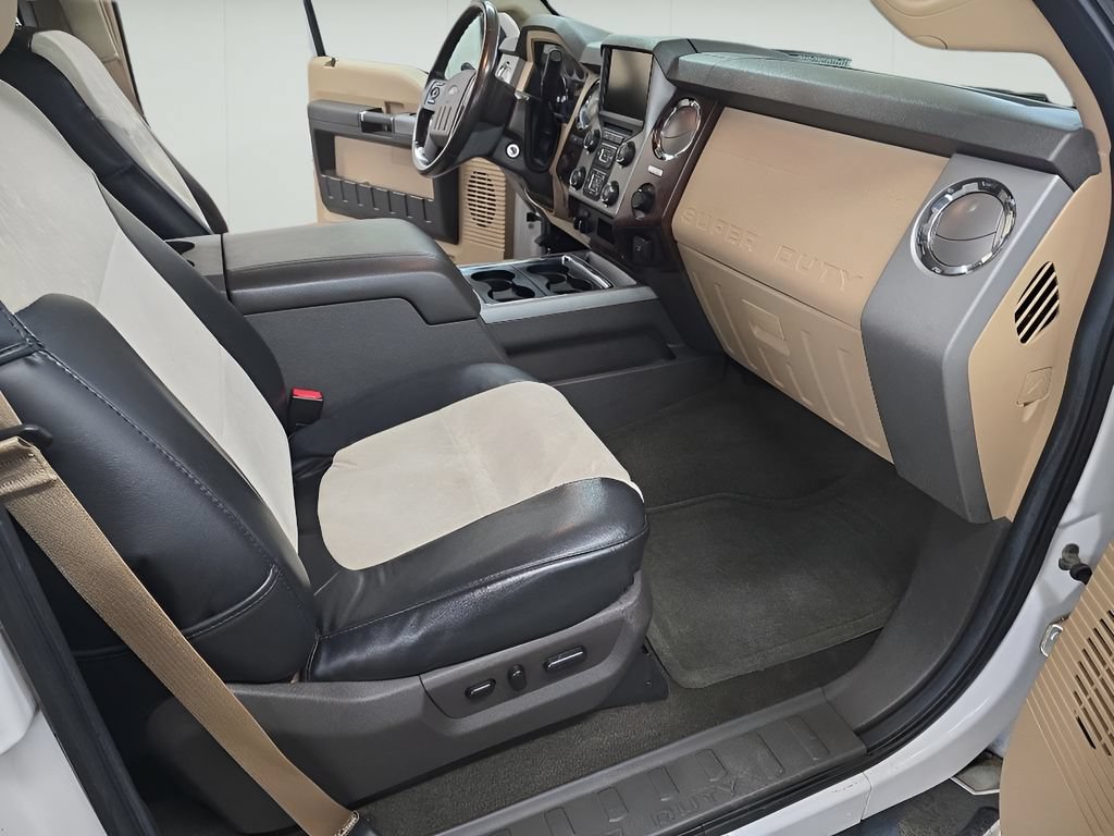 Used 2016 Ford F350 Lariat w/ Lariat Interior Package AWD/4WD image 30