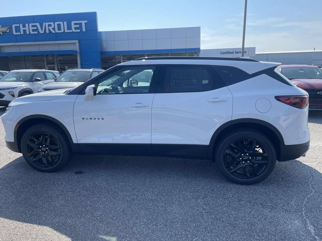 New 2026 Chevrolet Blazer LT w/ LPO, Black Grille Bar Package FWD image 6