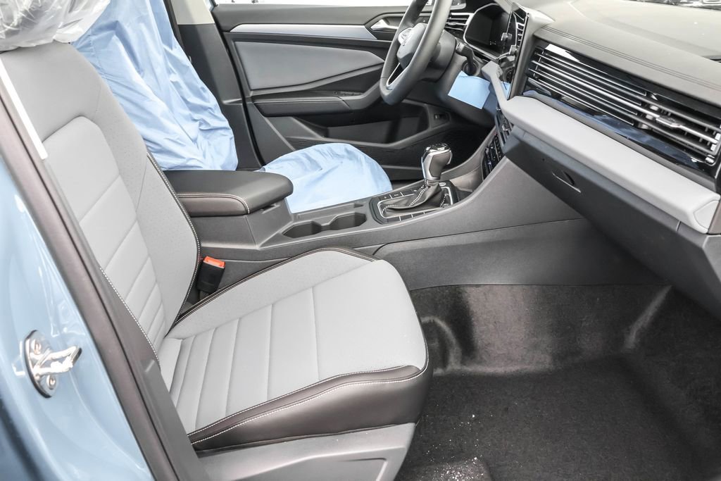 New 2026 Volkswagen Jetta SE FWD image 43