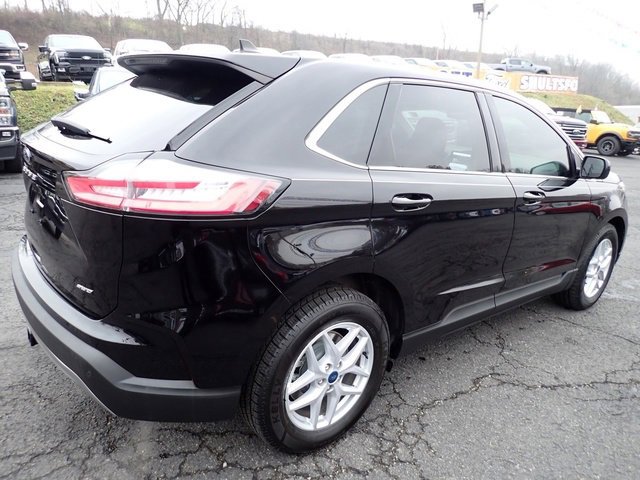Certified 2022 Ford Edge SEL w/ Convenience Package image 10