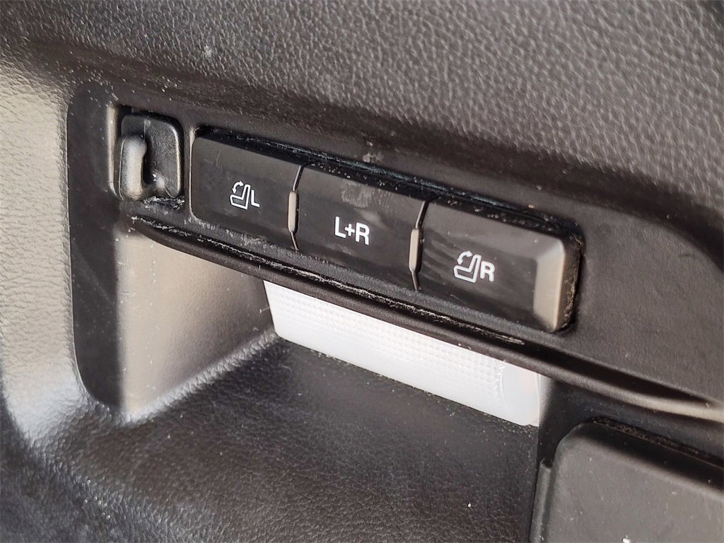 Used 2021 Ford Explorer Limited w/ Equipment Group 301A image 11