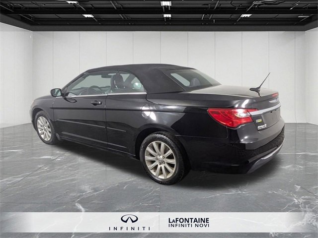 Used 2014 Chrysler 200 Touring image 3