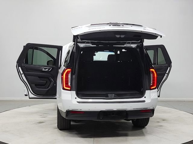 Used 2024 GMC Yukon SLT RWD image 14