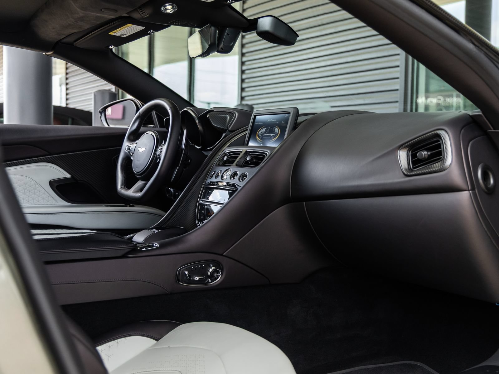 Used 2023 Aston Martin DBS Superleggera Volante RWD image 46