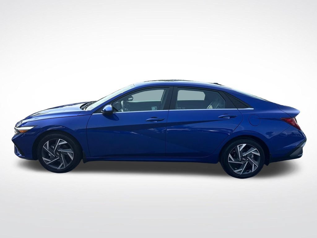 Certified 2024 Hyundai Elantra SEL w/ Convenience Package FWD video 2