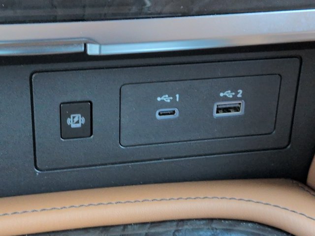 Used 2024 INFINITI QX80 Sensory AWD/4WD image 25