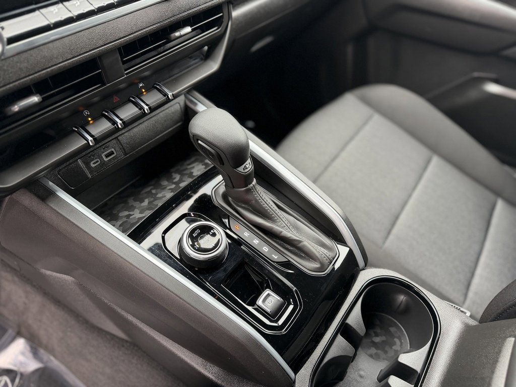 Used 2023 Chevrolet Colorado Trail Boss w/ Advanced Trailering Package image 13