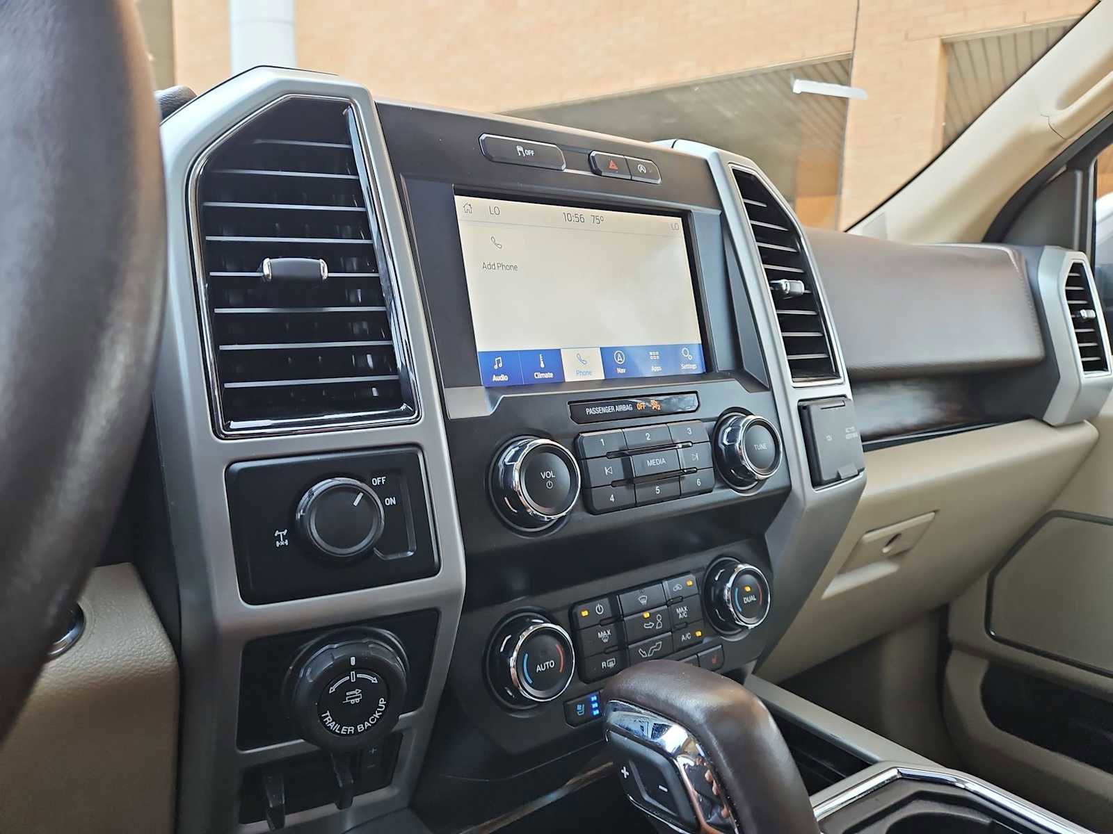 Used 2019 Ford F150 Lariat image 29