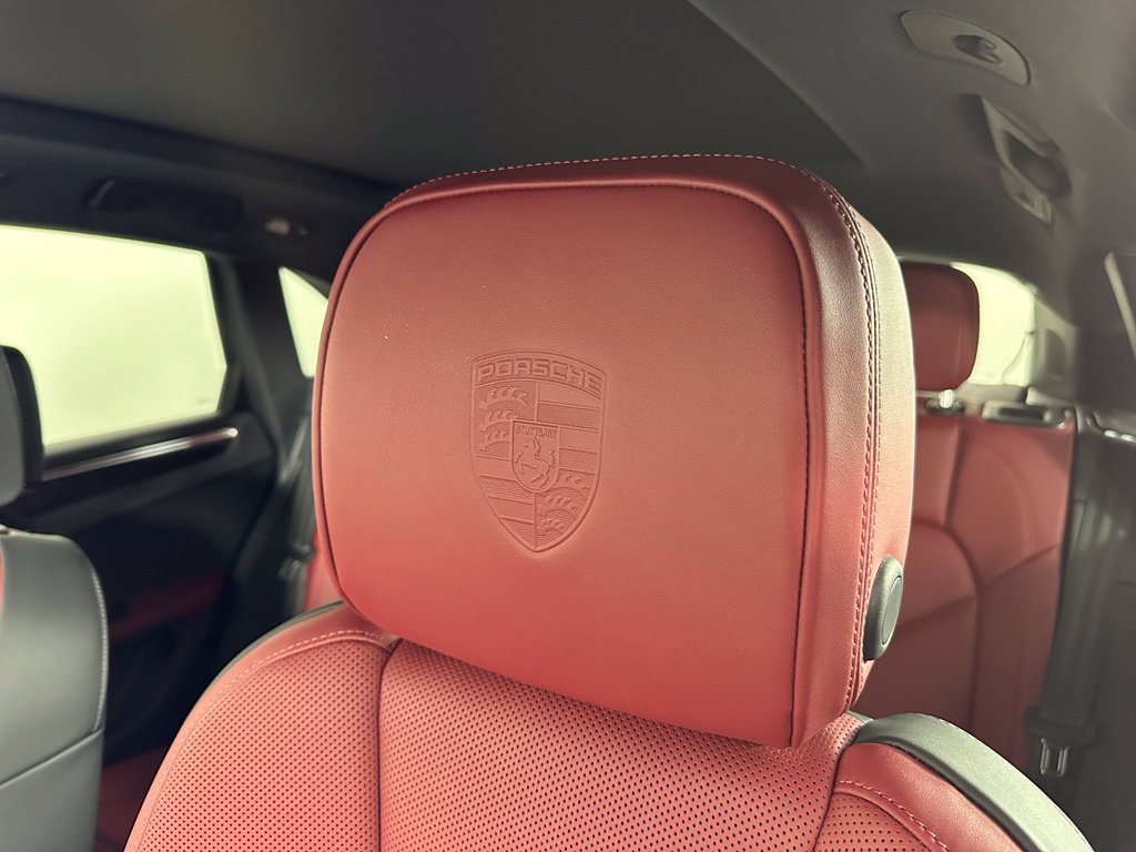 New 2026 Porsche Macan S AWD/4WD image 23